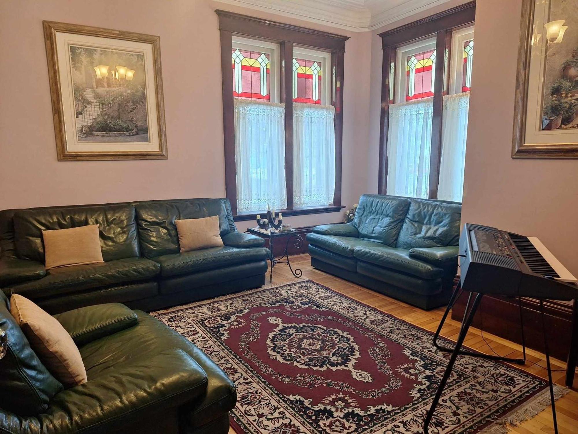 Le 100 St-Laurent Louiseville Ngoại thất bức ảnh